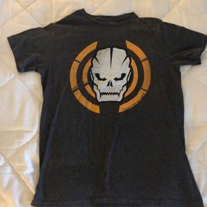 CALL OF DUTY tshirt- Boys M